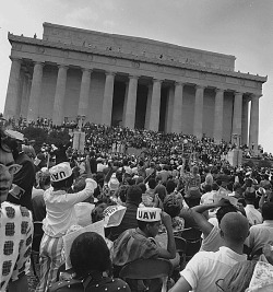 Lucid Dreaming at the Lincoln Memorial